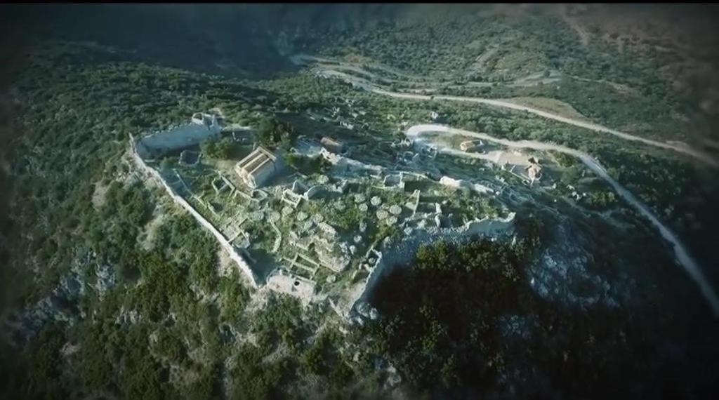 فندق Xenonas Nikia Yerákion المظهر الخارجي الصورة